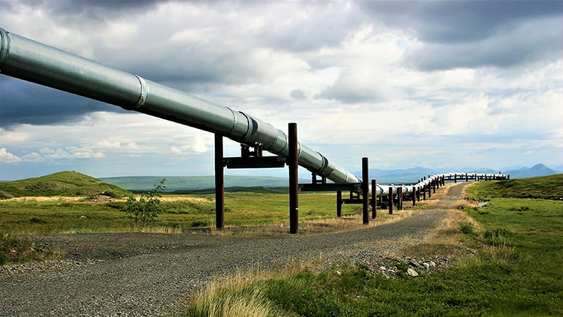 Oil Wellheads & Pipelines
